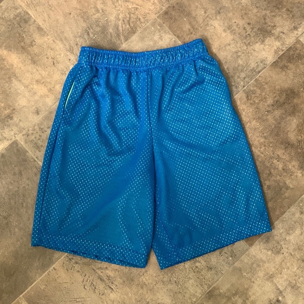Medium Shorts with Pockets